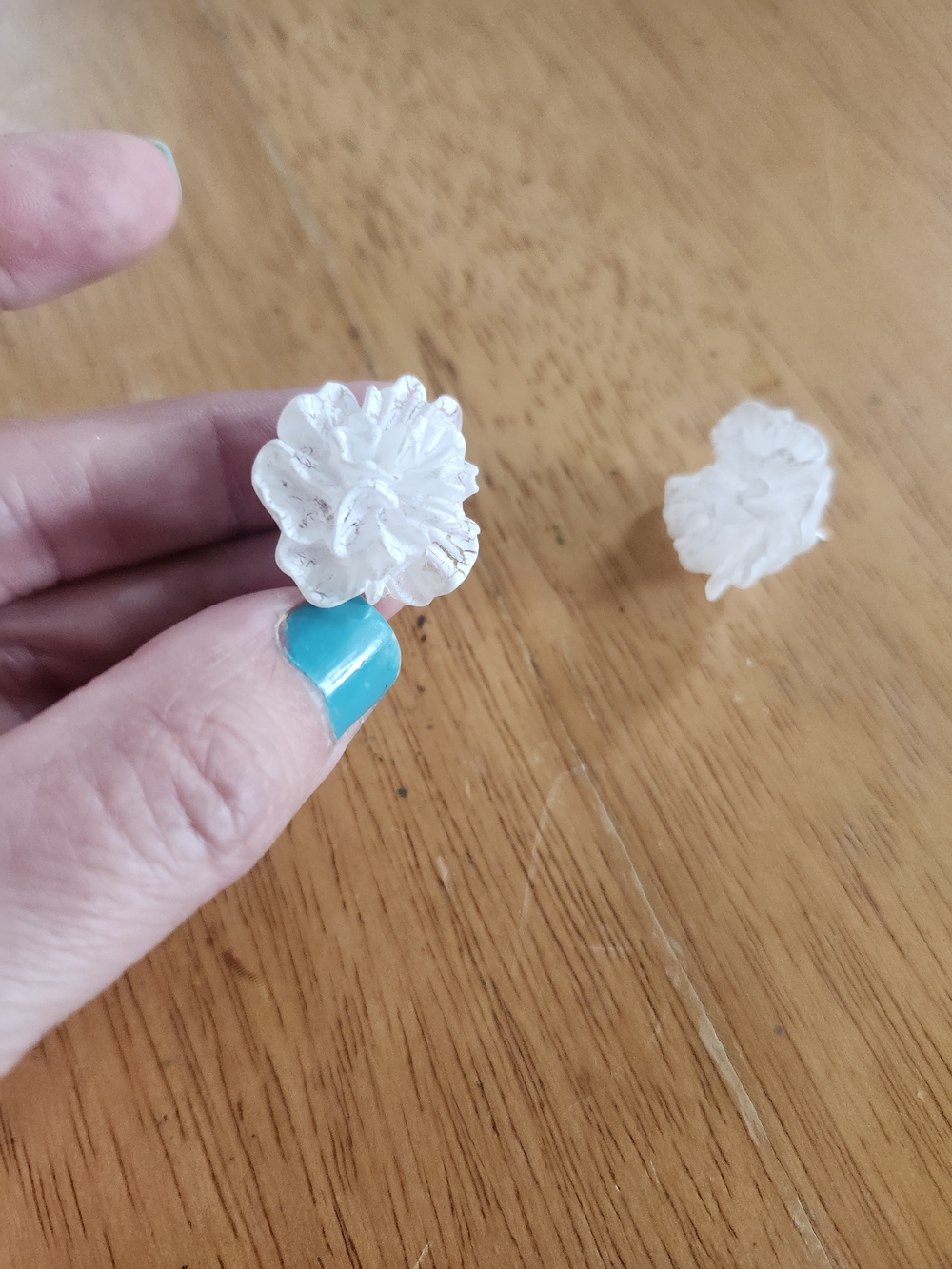 Delicate White Floral Resin Stud Earrings